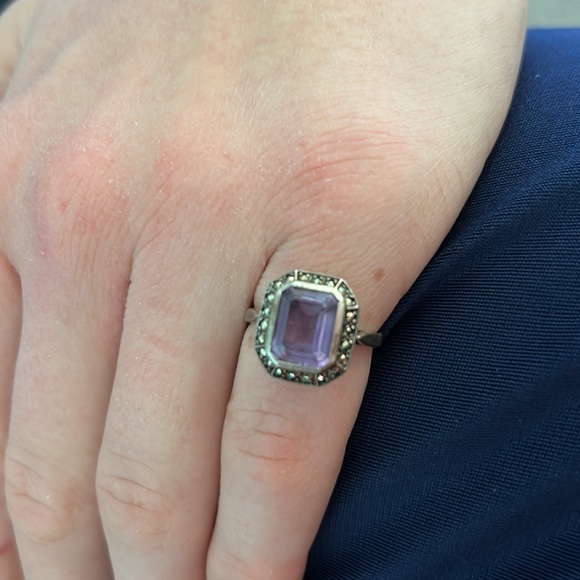 Amethyst Silver Marcasite Ring - Picture 2 of 7